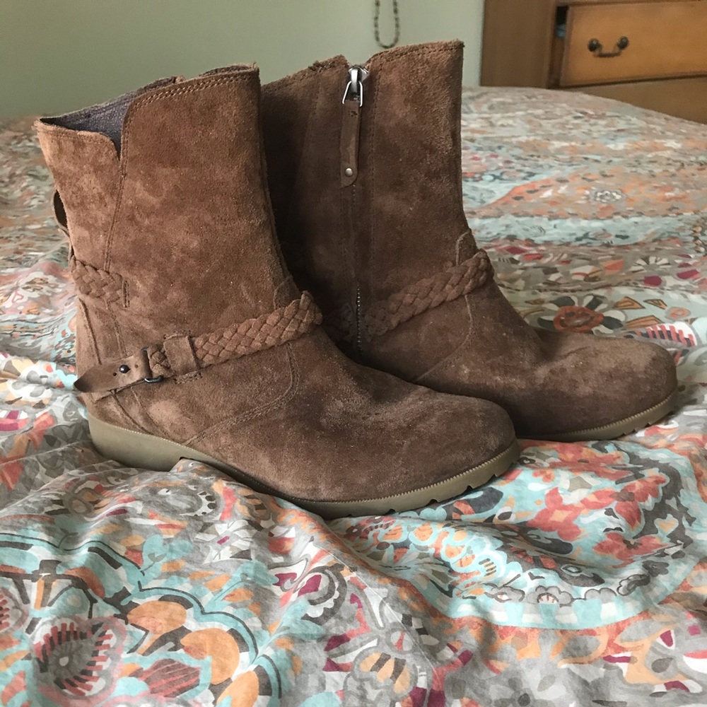 Teva Suede Boots
